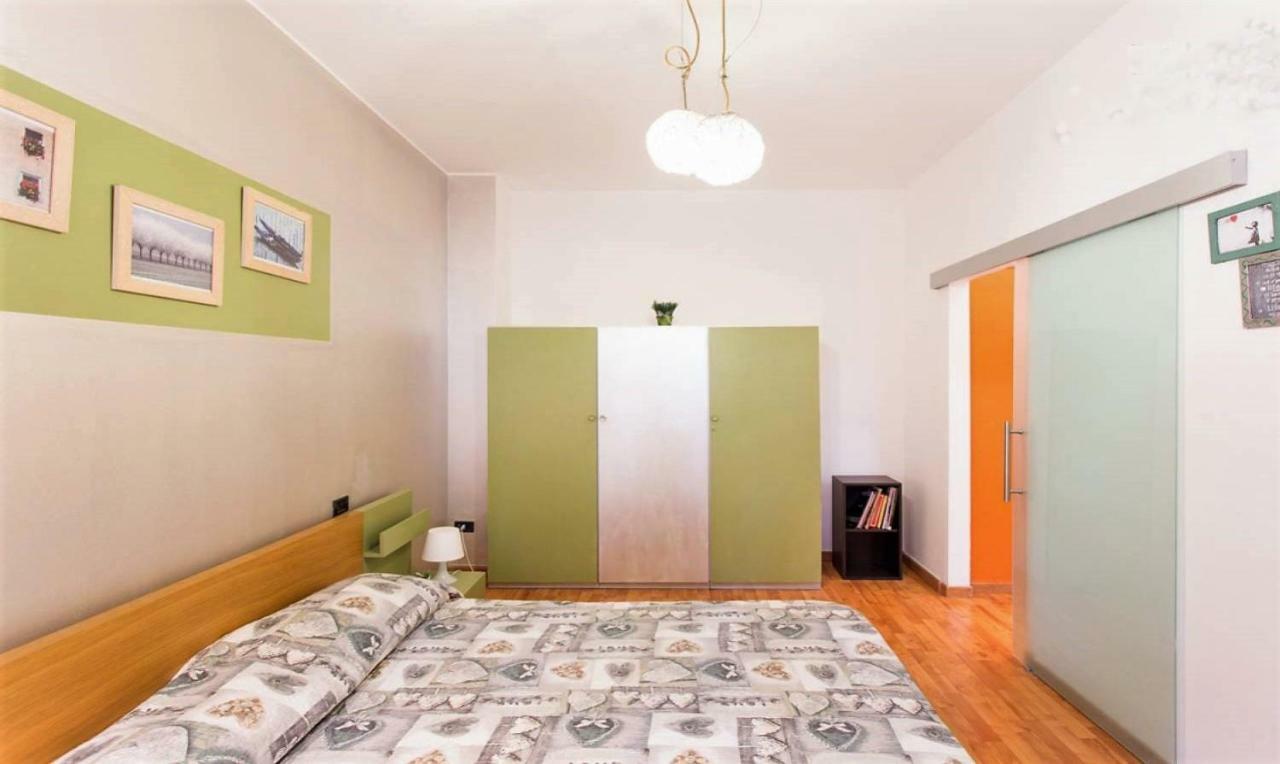 Isola Lagosta Apartment Milánó Kültér fotó
